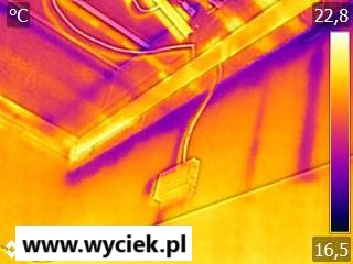 Termowizja zawilgocenia ścian przy tarasie po przecieku wody