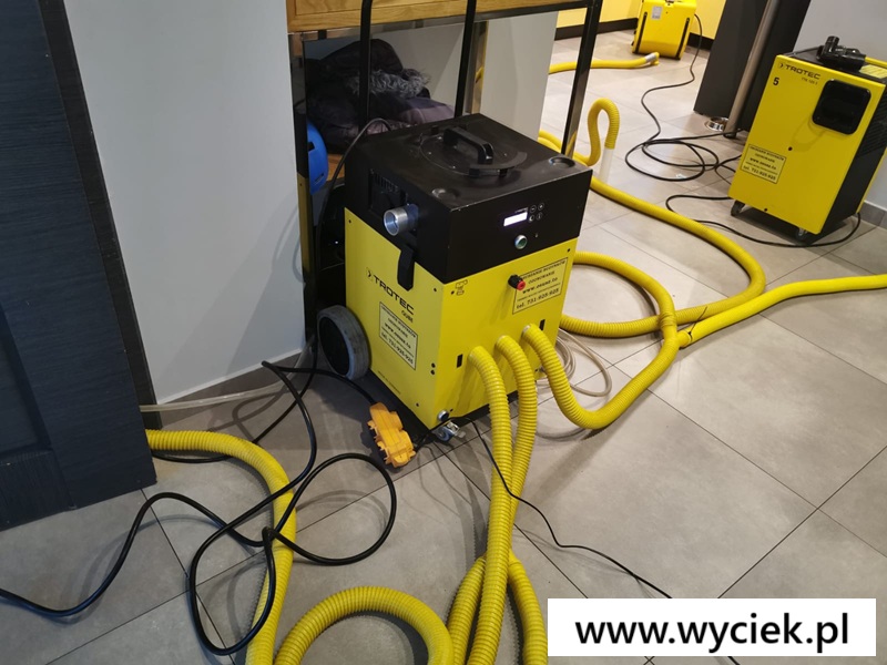 Osuszanie Katowice po zalaniu mieszkania