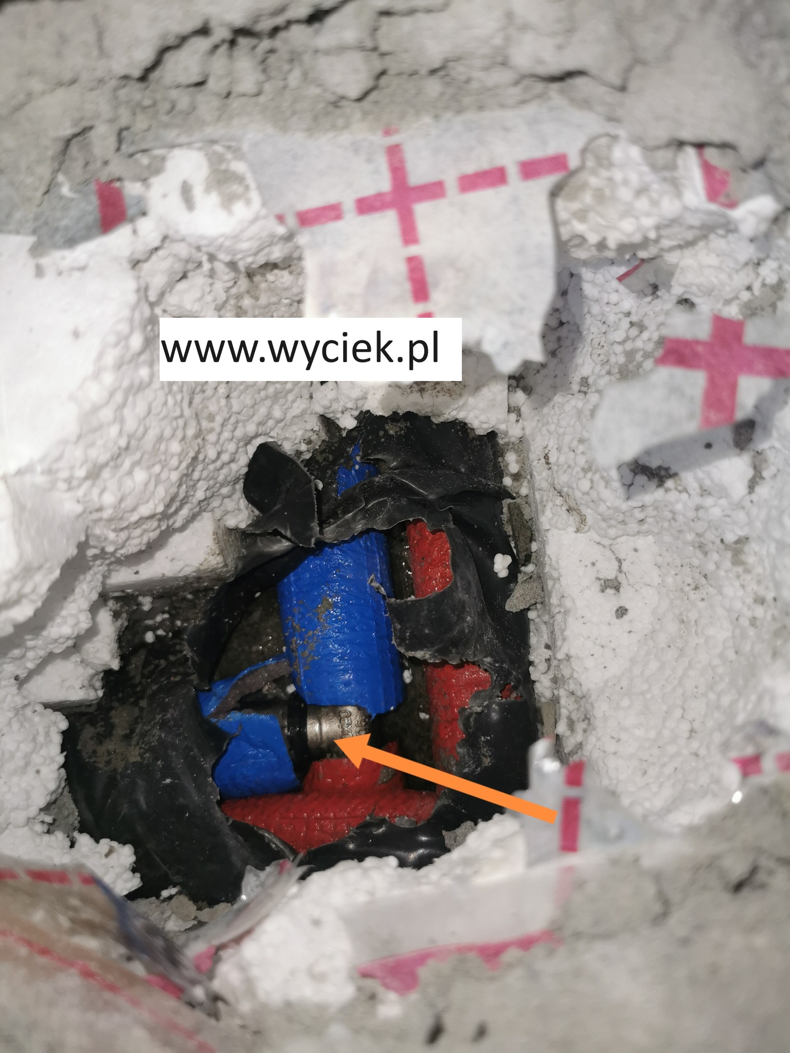 wyciek wody Brenna dokładna lokalizacja nieszczelnej rury